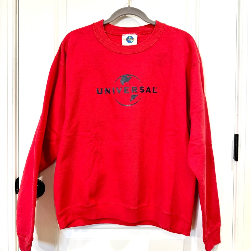 UNIVERSAL VINTAGE RED CREWNECK LOGO SWEATSHIRT - Picture 1 of 6